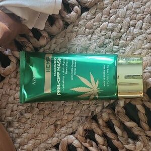 Azure hemp peel off mask
